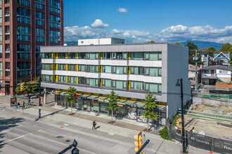 Skyway Tower in Vancouver, BC - Building Photo - Building Photo