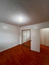 Beachwood Plaza in Los Angeles, CA - Building Photo - Building Photo