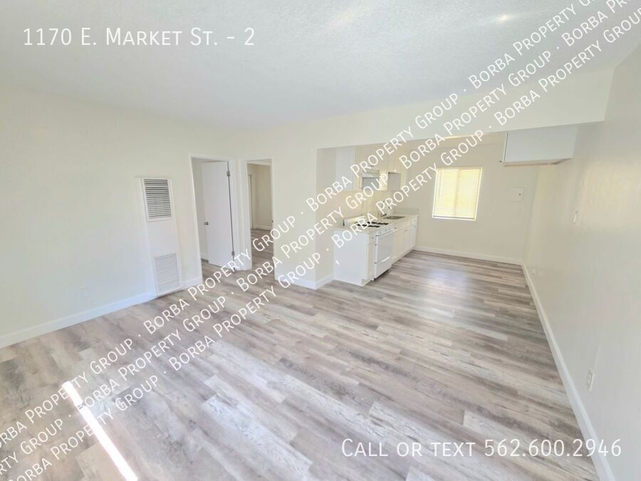 1170 E Market St in Long Beach, CA - Building Photo