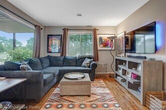 1304 Grove Ave in Royal Oak, MI - Building Photo - Building Photo