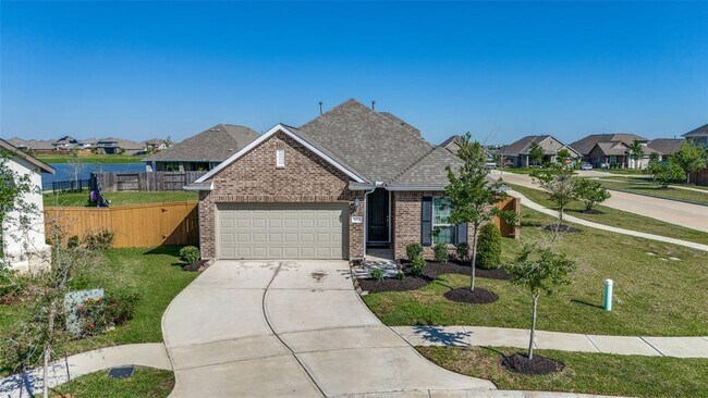 2411 Ocean Key Dr in La Marque, TX - Foto de edificio - Building Photo