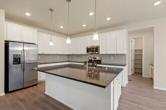 532 Vicot Way in Fort Collins, CO - Building Photo - Building Photo