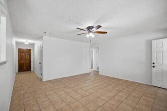 2321 78th St in Lubbock, TX - Building Photo - Building Photo