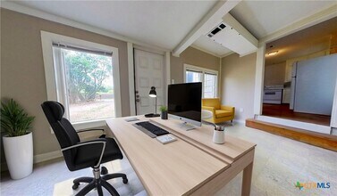 1508 Owens St in San Marcos, TX - Building Photo - Building Photo