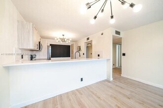 8020 Hampton Blvd in North Lauderdale, FL - Building Photo - Building Photo