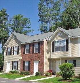 Bridge Pointe Apartments and Townhomes in Summerville, SC - Foto de edificio