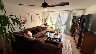 4502 N Federal Hwy in Lighthouse Point, FL - Building Photo - Building Photo