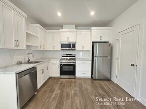 7846 Cedarbrook Rd in Chilliwack, BC - Building Photo - Building Photo