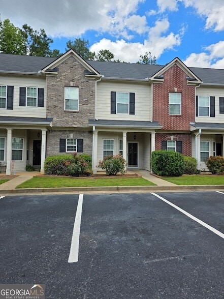 207 Granite Way