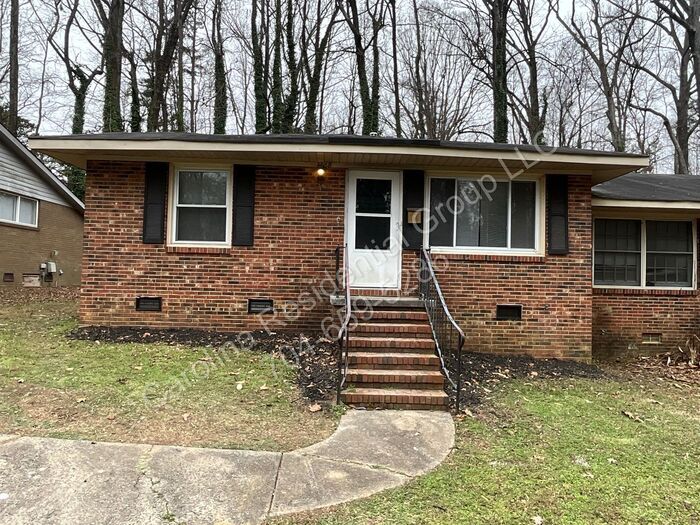 4608 Highlake Dr in Charlotte, NC - Foto de edificio
