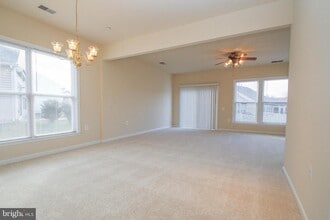 11 Harborton Ln in Fredericksburg, VA - Foto de edificio - Building Photo