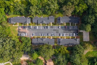 Pleasant Valley Aparments in Griffin, GA - Building Photo - Building Photo