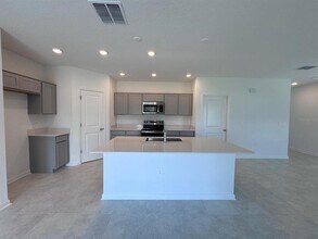 1033 Waterfall Blvd in Davenport, FL - Building Photo - Building Photo