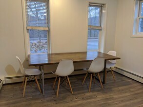 368 Sherwood Rd in Delhi, NY - Foto de edificio - Building Photo