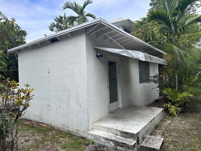 415-465 SW 11th St in Miami, FL - Building Photo - Building Photo