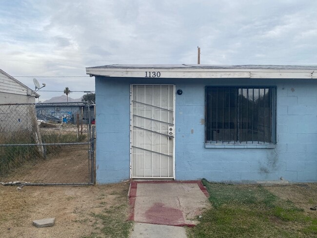 1130 Laurel Ave, Unit duplex in Las Vegas, NV - Building Photo - Building Photo