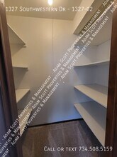 1327 Southwestern Dr-Unit -1327-02 in Tecumseh, MI - Building Photo - Building Photo