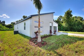 331 Royal Palm Wy in Winter Haven, FL - Building Photo - Building Photo