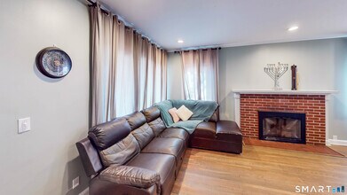 1768 Ella T Grasso Blvd in New Haven, CT - Building Photo - Building Photo