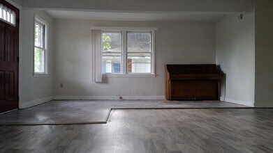 6838 Barton Rd in Hyattsville, MD - Building Photo - Building Photo