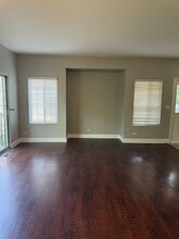291 Windsor Ct in South Elgin, IL - Building Photo - Building Photo