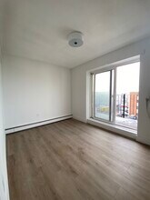 500 E 7th St, Unit 10 in Boston, MA - Foto de edificio - Building Photo