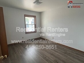 1569 Wisconsin Ave in Grafton, WI - Building Photo - Building Photo