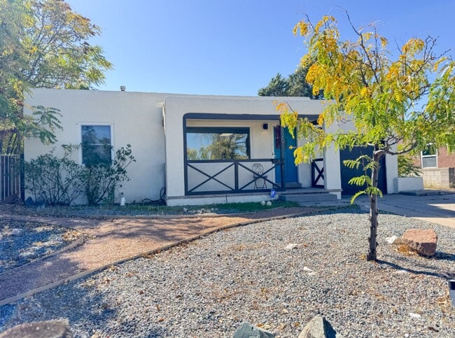 property at 2620 McEarl Ave SE