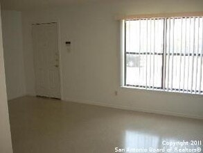 2319 Dalhart Pass in San Antonio, TX - Building Photo - Building Photo