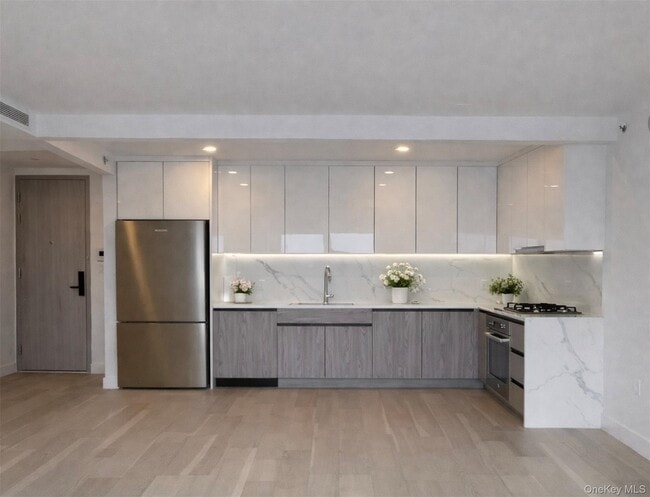 property at 144-49 Northern Blvd