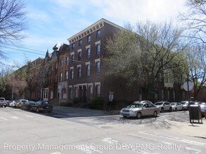 1740 Green St in Philadelphia, PA - Foto de edificio - Building Photo