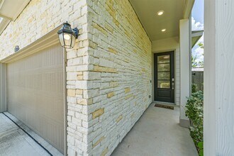 547 Bristol Tide Ct in Panorama Village, TX - Building Photo - Building Photo