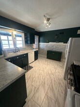 1086 Perkins Terrace in Memphis, TN - Building Photo - Building Photo