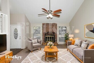 15310 Meadow Village Dr in Houston, TX - Building Photo - Building Photo