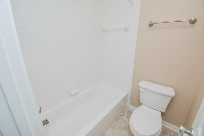 property at 2611 Grants Lake Blvd