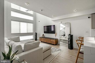 2605 E Boston St in Philadelphia, PA - Building Photo - Building Photo