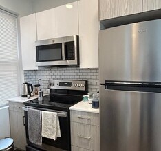 32 Queensberry St in Boston, MA - Building Photo - Building Photo