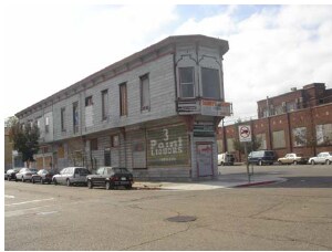 1615 Center St in Oakland, CA - Foto de edificio - Building Photo