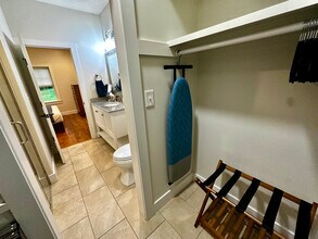 41959 Sweet Spring Ln in Leesburg, VA - Foto de edificio - Building Photo