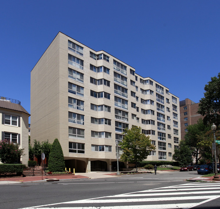 Jefferson House in Washington, DC - Building Photo