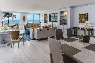 340 S Ocean Blvd in Palm Beach, FL - Building Photo - Building Photo