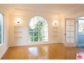 8434 Blackburn Ave in Los Angeles, CA - Building Photo - Building Photo