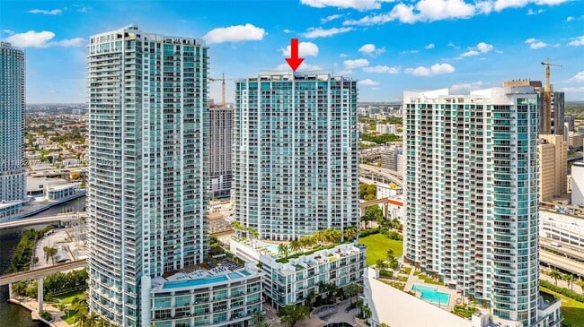 property at 90 SW 3rd St