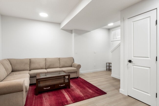 property at 294 Creekside Blvd