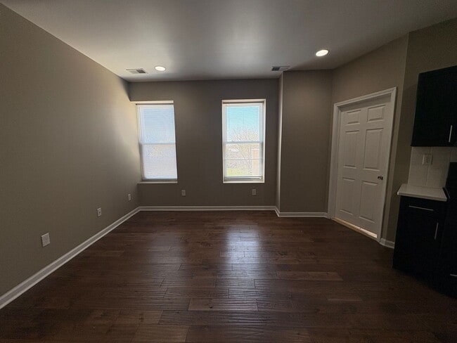 4400 Lancaster Ave in Philadelphia, PA - Building Photo - Building Photo