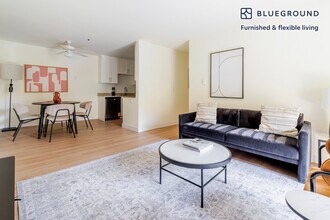 1600 Villa St in Mountain View, CA - Building Photo - Building Photo