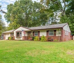 3252 Club House Rd in Virginia Beach, VA - Building Photo - Building Photo