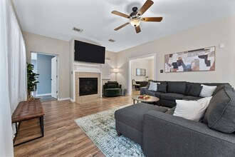 14190 Brushwood in Willis, TX - Building Photo - Building Photo