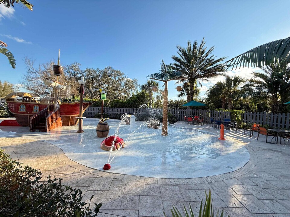 224 Captiva Dr in Davenport, FL - Building Photo