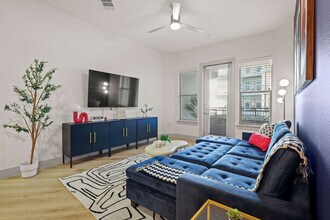 13701 Montfort Dr in Dallas, TX - Building Photo - Building Photo